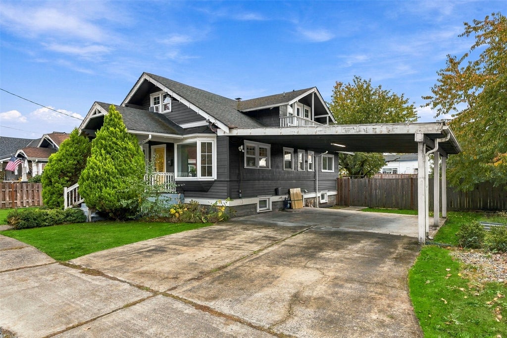 Photo of 1218 North Street, Sumner, WA 98390 (MLS # 2599010)