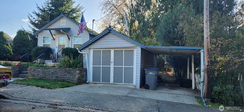 Photo of 512 Sroufe Street, Port Orchard, WA 98366 (MLS # 2454515)
