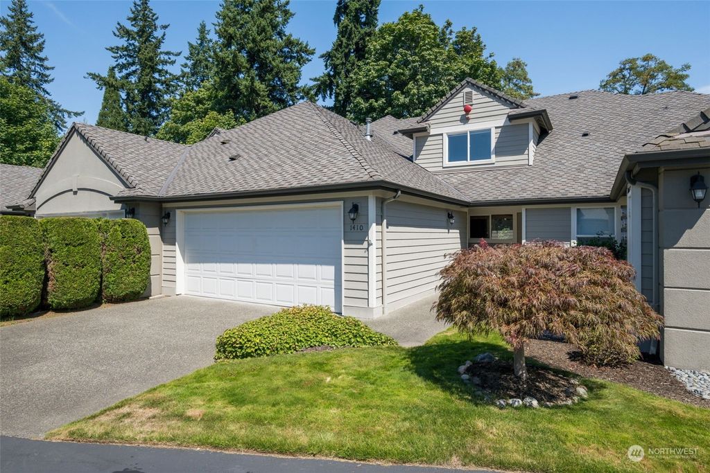 Photo of 1410 NW 202nd Lane, Shoreline, WA 98177 (MLS # 2152249)
