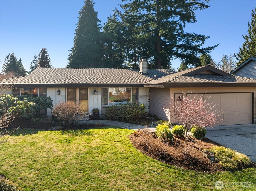 Photo of 12903 SE 66th Place, Bellevue, WA 98006 (MLS # 2336049)