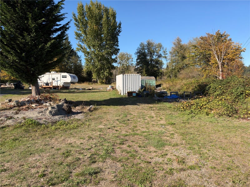 6137 Kirsop Road SW