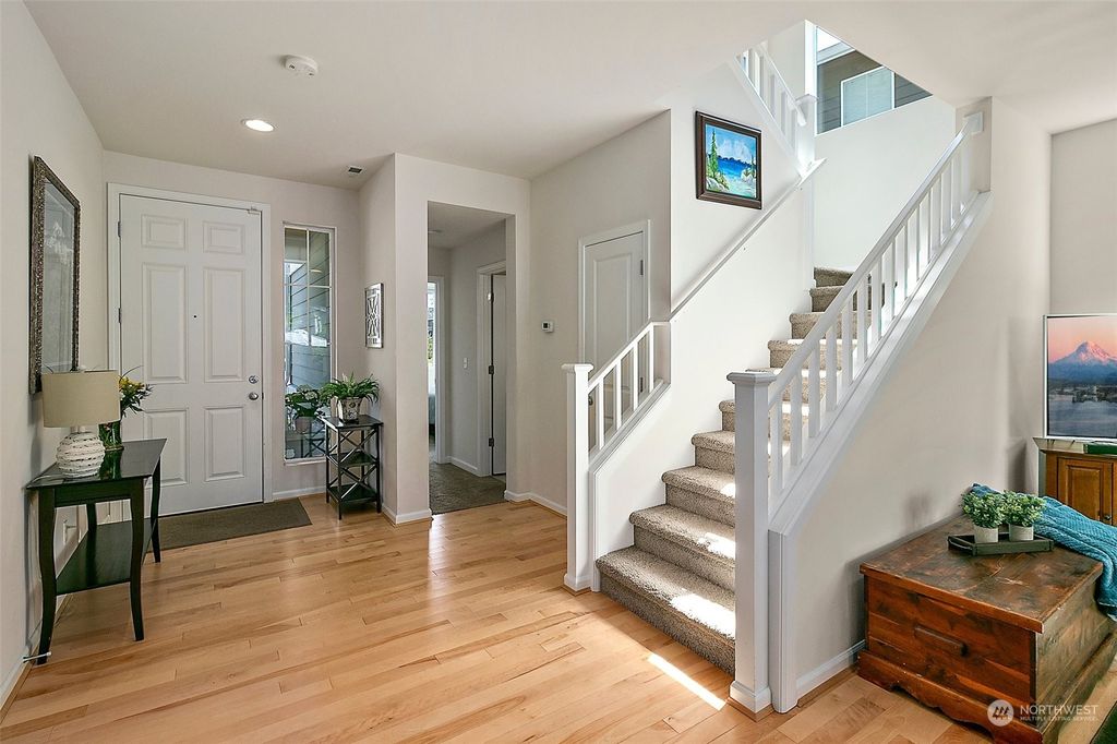Photo of 1096 SE 11th Street, North Bend, WA 98045 (MLS # 2070011)