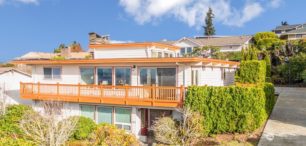 Photo of 4432 139th Avenue SE, Bellevue, WA 98006 (MLS # 2314182)