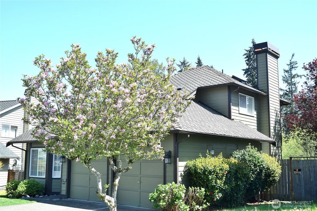 Photo of 37434 18th Ave Ave S, Federal Way, WA 98003 (MLS # 2523861)
