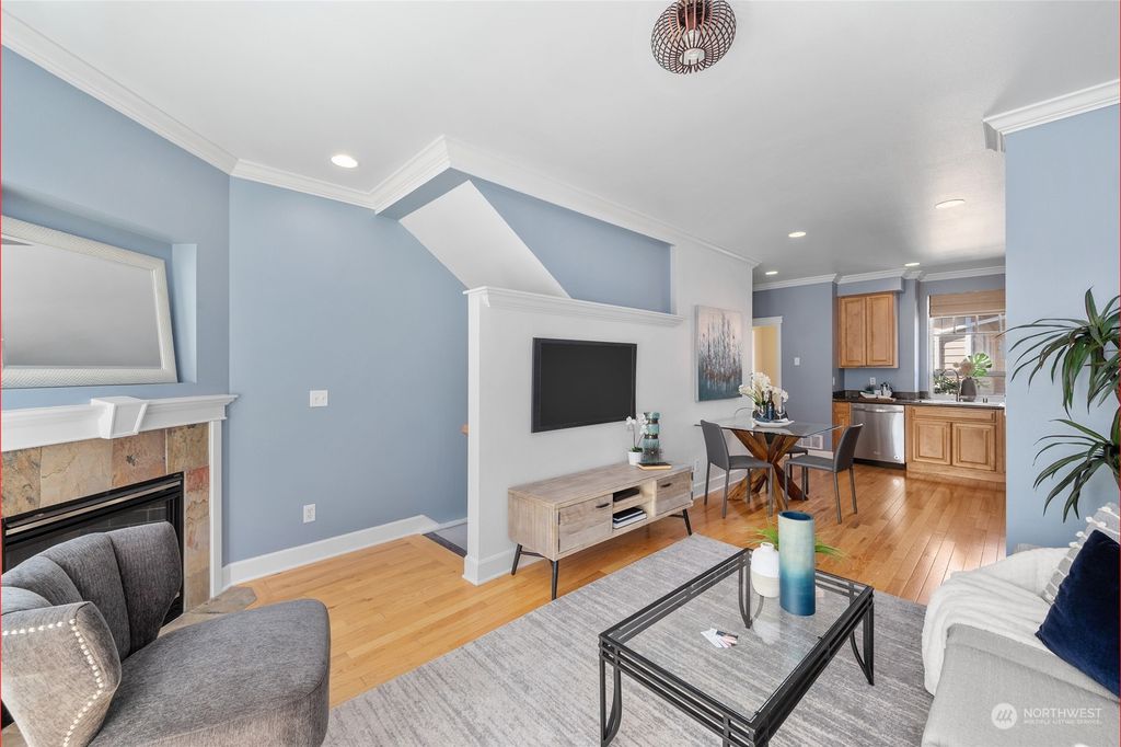 Photo of 4216 SW Findlay Street #6, Seattle, WA 98136 (MLS # 2068815)