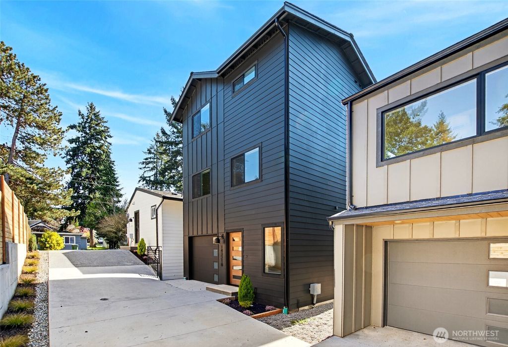Photo of 14321 Interlake Avenue N #B, Seattle, WA 98133 (MLS # 2504920)
