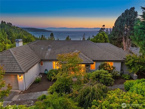 Photo of 4158 Islander Way Way, Anacortes, WA 98221 (MLS # 2424615)