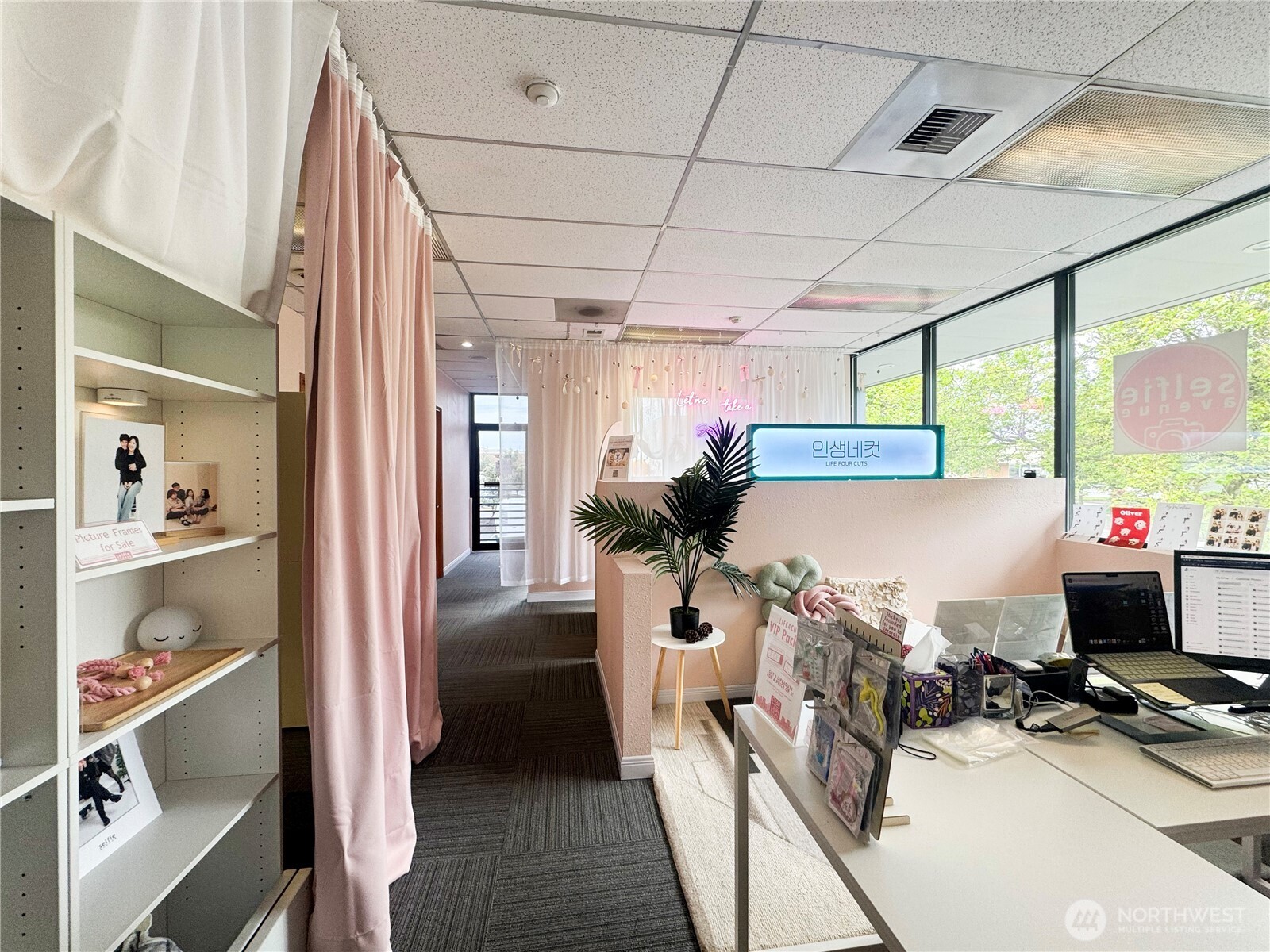 18910 28th Avenue W