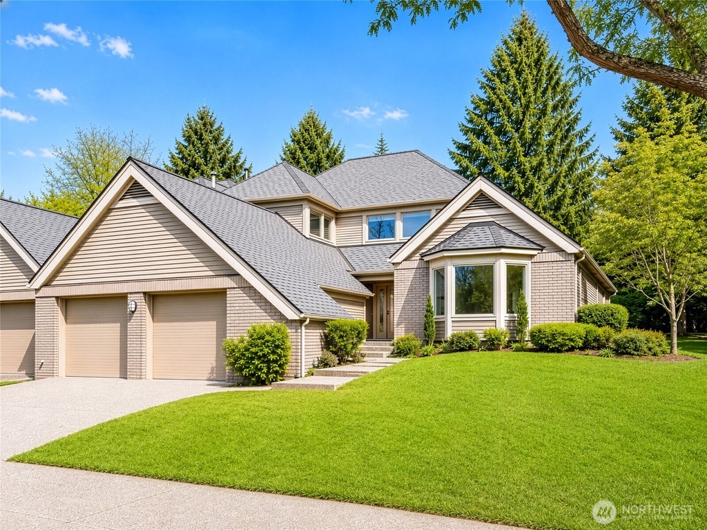 Photo of 1748 Bellevue Way NE #1, Bellevue, WA 98004 (MLS # 2572845)