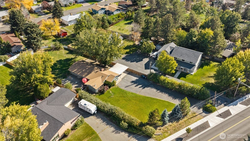 1312 N Brick Road