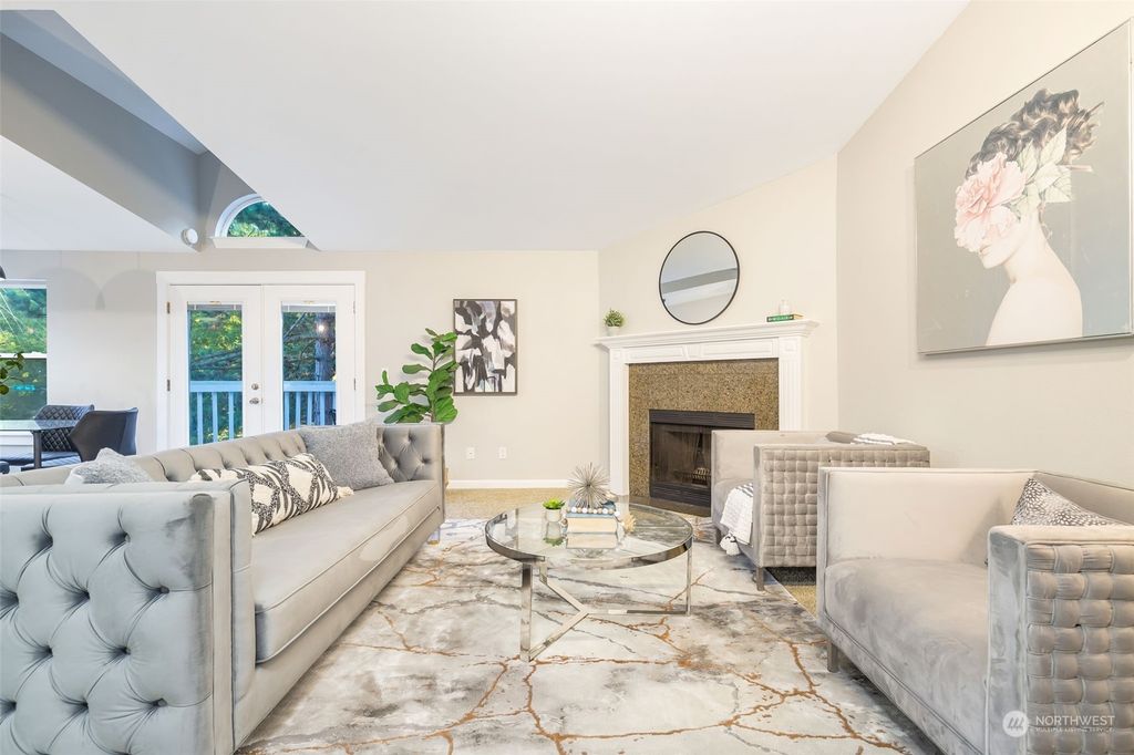 Photo of 14715 SE 24th Street #204, Bellevue, WA 98007 (MLS # 2171993)