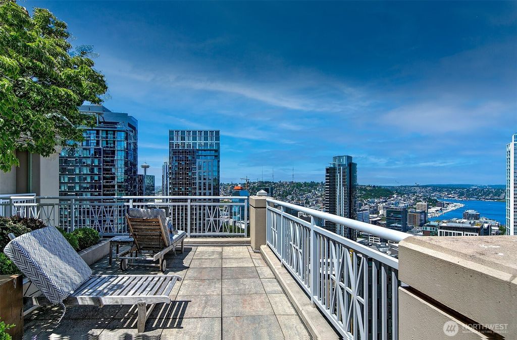 Photo of 819 Virginia Street #2304, Seattle, WA 98101 (MLS # 2553622)