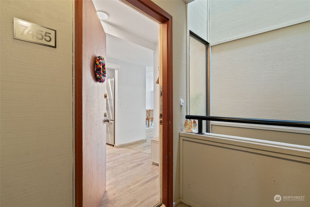 Photo of 7455 Old Redmond Road #313, Redmond, WA 98052 (MLS # 2045481)