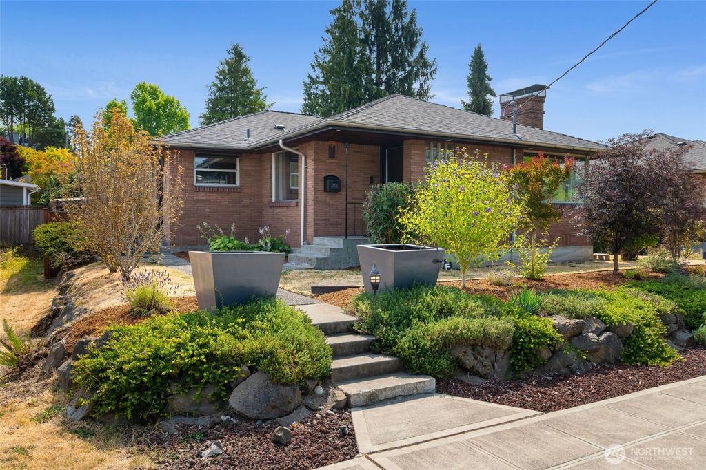Photo of 7716 38th Avenue SW, Seattle, WA 98126 (MLS # 2414838)
