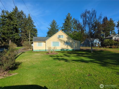 1104 Rose Avenue NE Ilwaco WA 98624