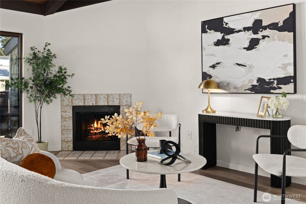 Photo of 2020 Grant Avenue S #A303, Renton, WA 98055 (MLS # 2499057)