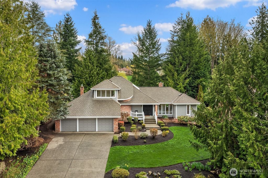 Photo of 14032 205th Avenue NE, Woodinville, WA 98077 (MLS # 2354215)