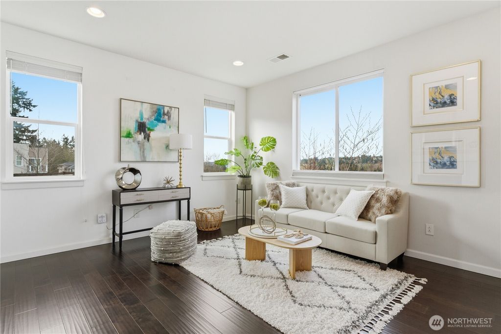 Photo of 8218 NE 196 Street, Kenmore, WA 98028 (MLS # 2495113)