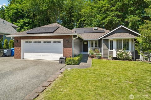 Photo of 2236 11th Street Pl SW, Puyallup, WA 98371 (MLS # 2533043)