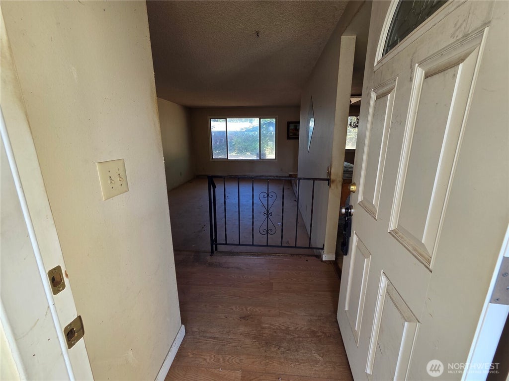 Photo of 15002 NE 3rd Street, Vancouver, WA 98684 (MLS # 2589317)