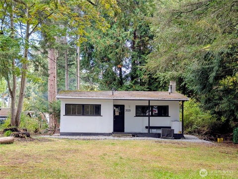 Photo of 2020 Province Road, Point Roberts, WA 98281 (MLS # 2589431)