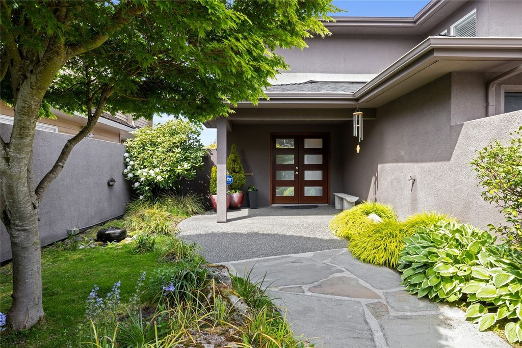 Photo of 3309 N 31st Street, Tacoma, WA 98407 (MLS # 2517550)