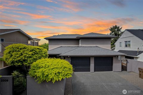 Photo of 3309 N 31st Street, Tacoma, WA 98407 (MLS # 2517550)