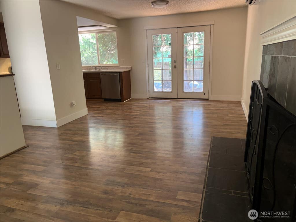 Photo of 4883 Laura Lane SE, Port Orchard, WA 98367 (MLS # 2560853)