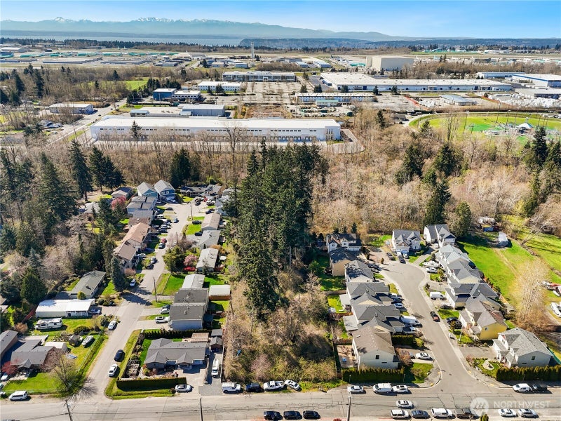0 18th Avenue W