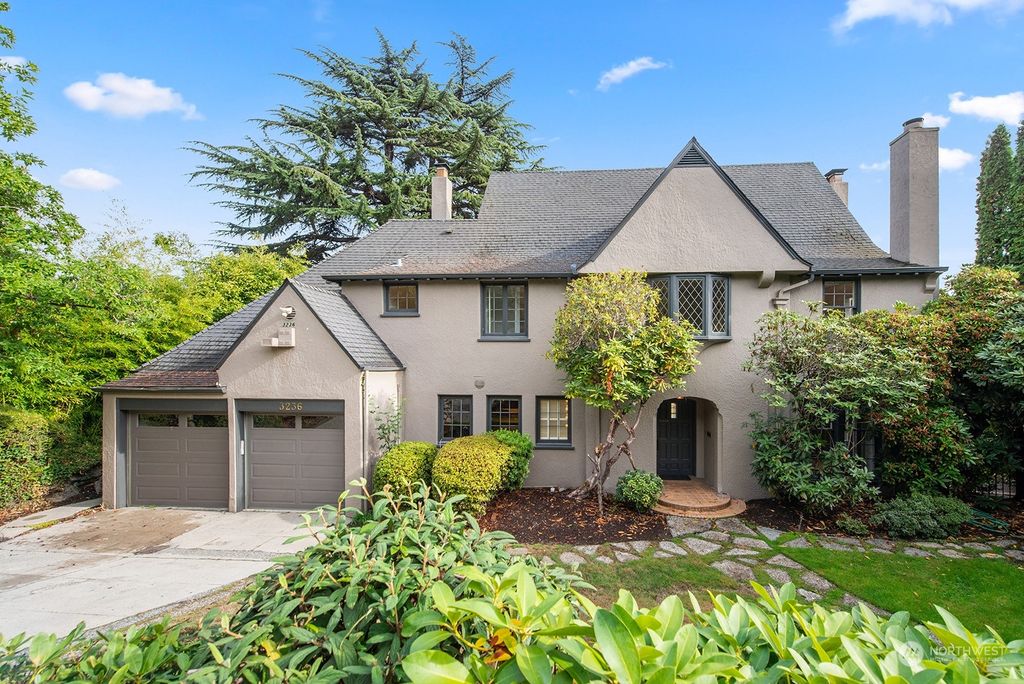 Photo of 3236 Lakewood Avenue S, Seattle, WA 98144 (MLS # 2010320)