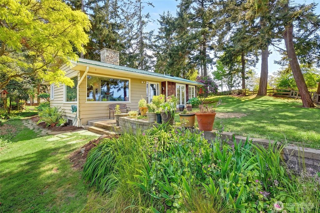 Photo of 386 Shore Drive, Camano Island, WA 98282 (MLS # 2518209)