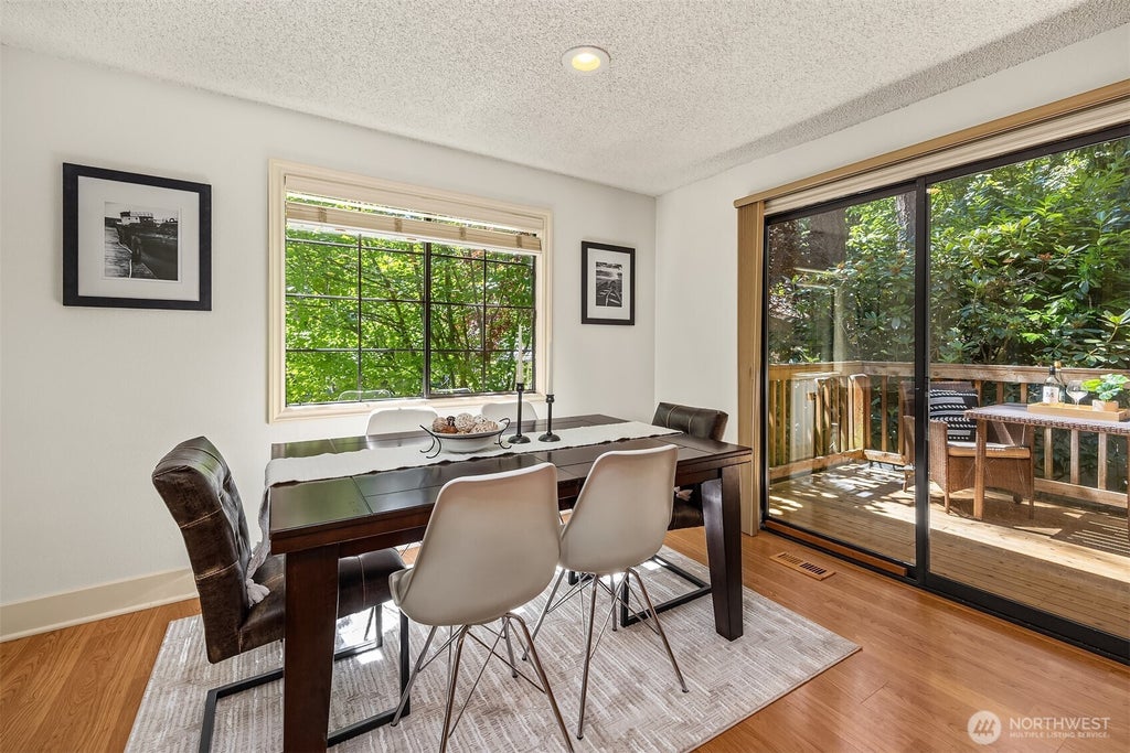 Photo of 15605 180th Avenue NE, Woodinville, WA 98072 (MLS # 2562225)