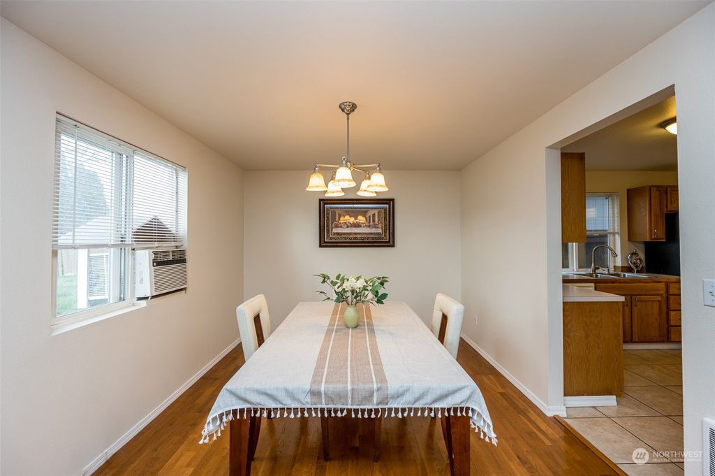 Photo of 443 Washington Boulevard, Algona, WA 98001 (MLS # 2041183)
