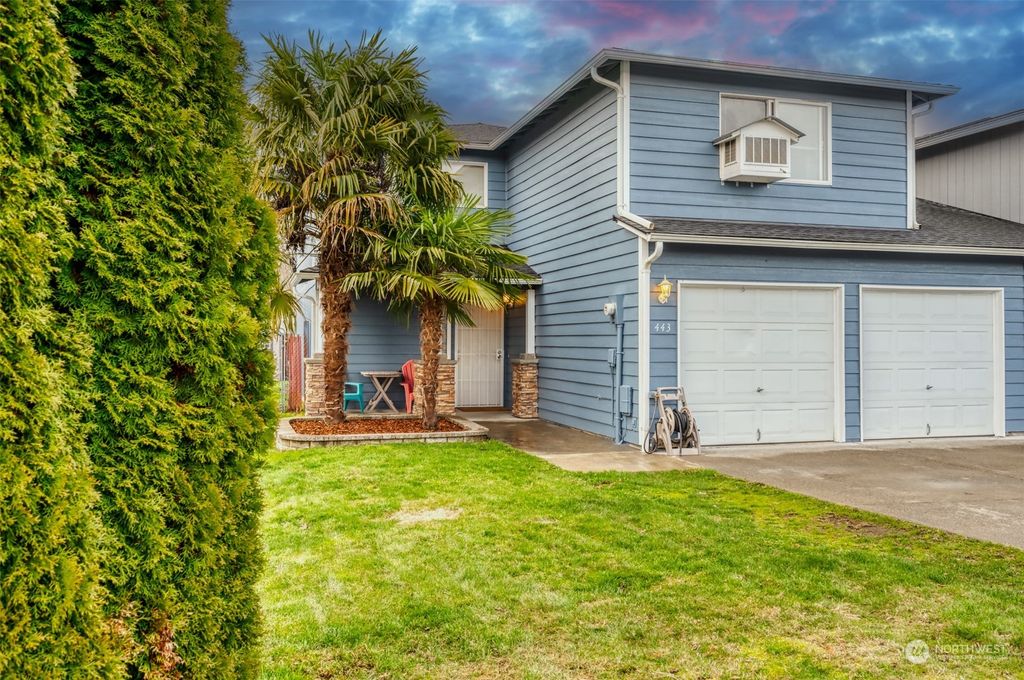 Photo of 443 Washington Boulevard, Algona, WA 98001 (MLS # 2041183)