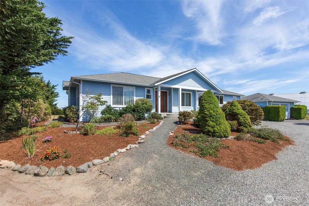 Photo of 12 Tulip Lane, Sequim, WA 98382 (MLS # 2562947)