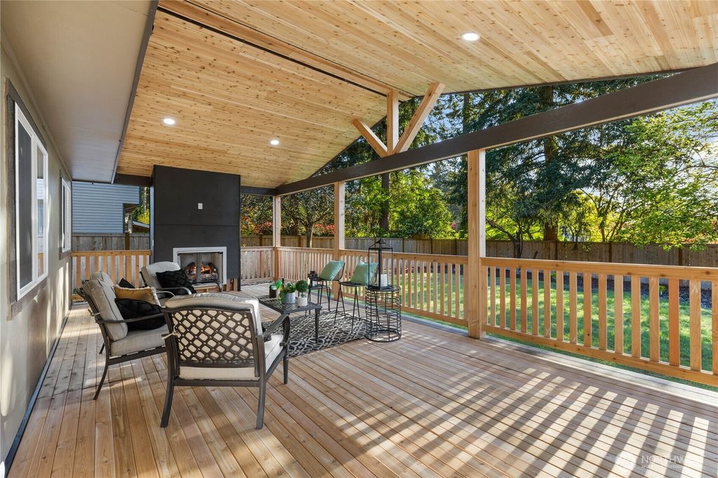 Photo of 13820 60th Avenue W, Edmonds, WA 98026 (MLS # 2513470)