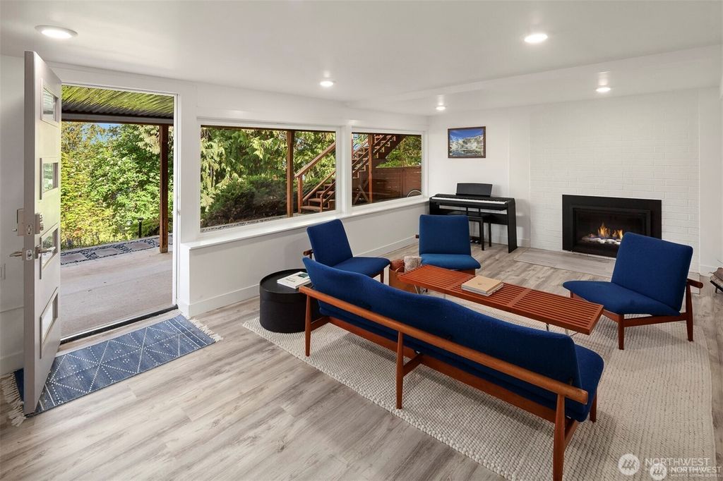 listing image 9369349420310764435