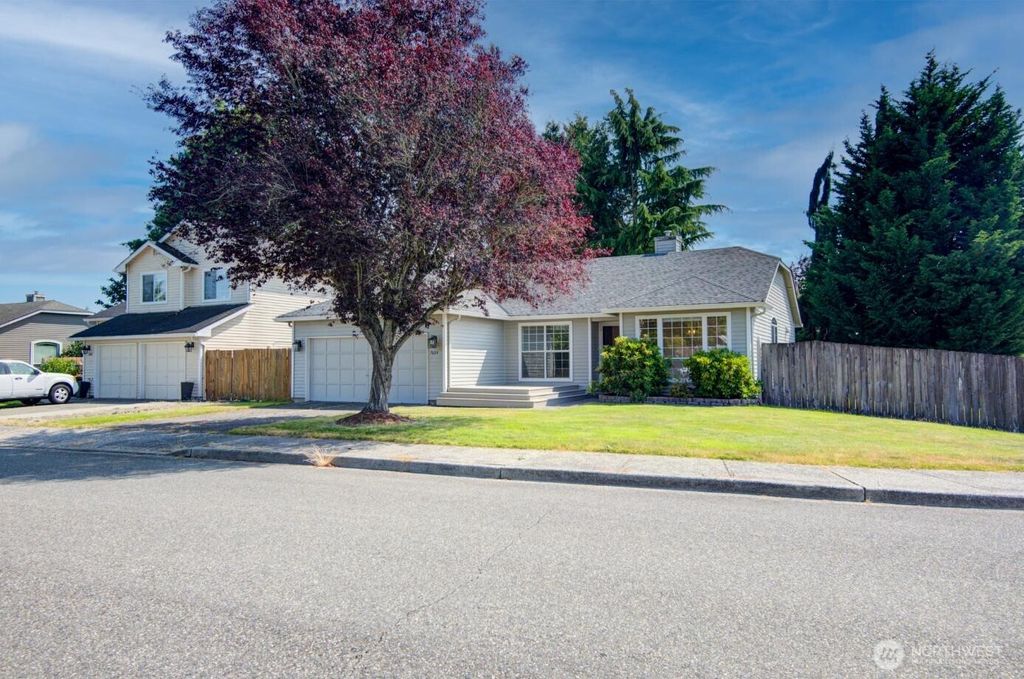 Photo of 5604 67th Street NE, Marysville, WA 98270 (MLS # 2398060)
