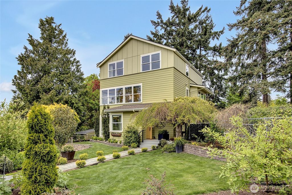 Photo of 3670 SW Othello Street, Seattle, WA 98126 (MLS # 2366800)