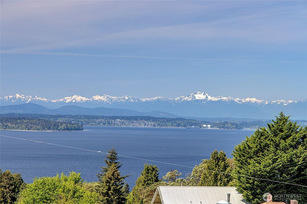 Photo of 3670 SW Othello Street, Seattle, WA 98126 (MLS # 2366800)
