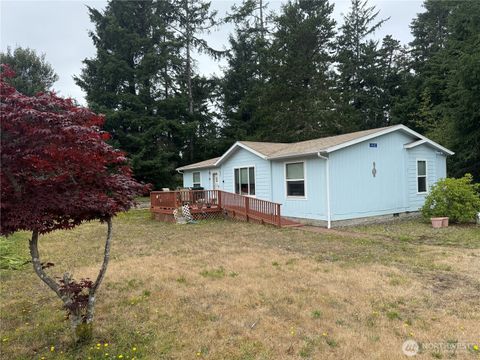 Photo of 1410 304th Place, Ocean Park, WA 98640 (MLS # 2420742)
