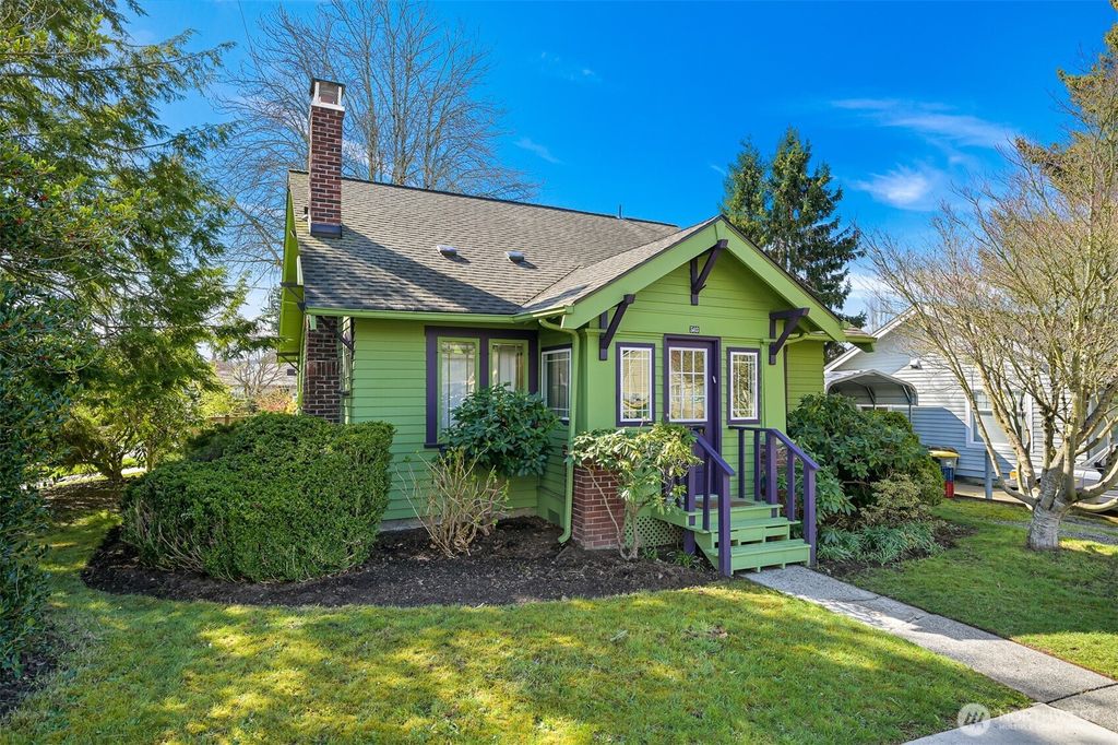 Photo of 503 W Illinois Street, Bellingham, WA 98225 (MLS # 2500685)