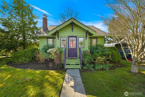 Photo of 503 W Illinois Street, Bellingham, WA 98225 (MLS # 2500685)