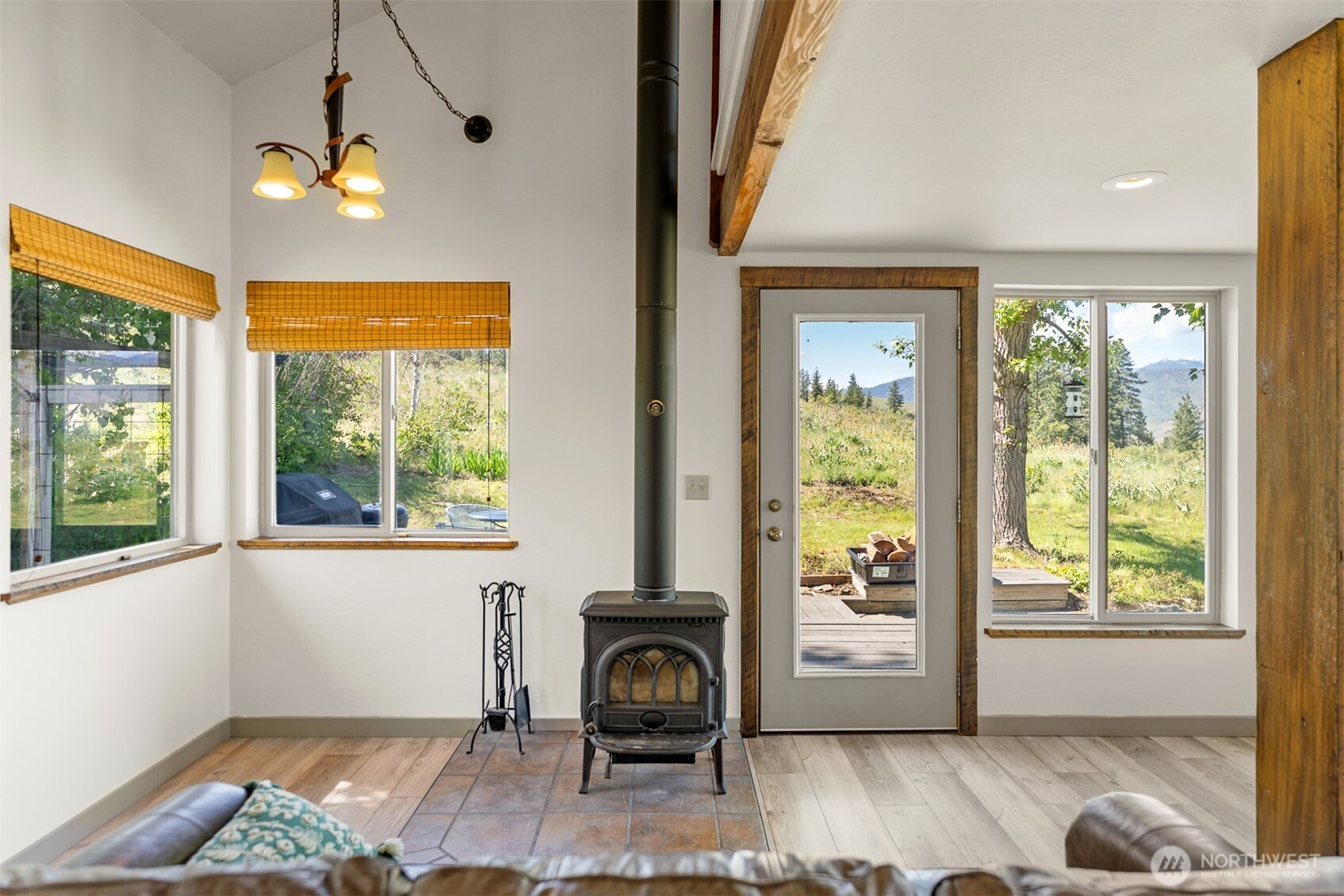 102 Vintin Road