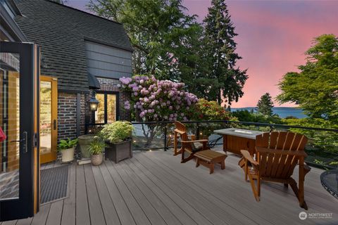 Photo of 8 Mare Vista Terrace, Tacoma, WA 98403 (MLS # 2072322)