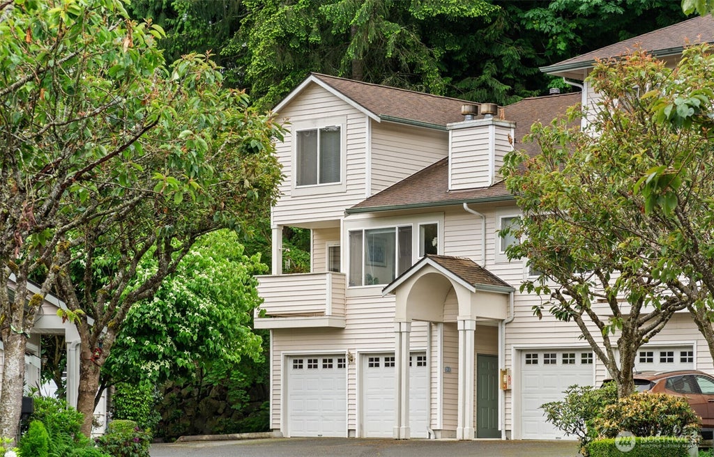 Photo of 8828 238th St St SW #D1, Edmonds, WA 98026 (MLS # 2540444)