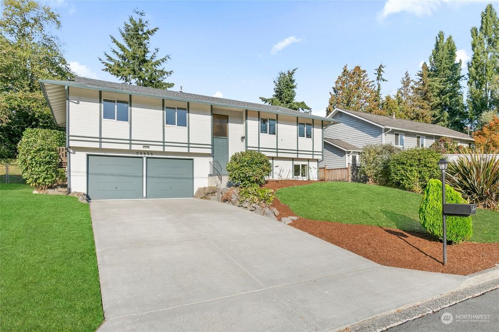 Photo of 25939 13th Place S, Des Moines, WA 98198 (MLS # 1999272)