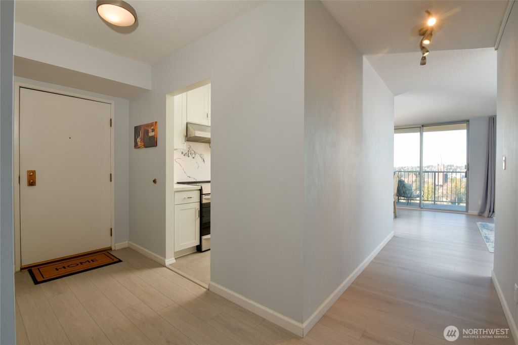 Photo of 4540 8th Avenue NE #1605, Seattle, WA 98105 (MLS # 2467044)