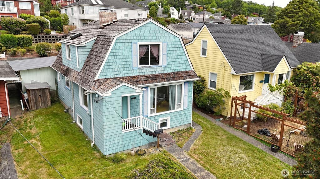 Photo of 2016 W 6th, Aberdeen, WA 98520 (MLS # 2536359)