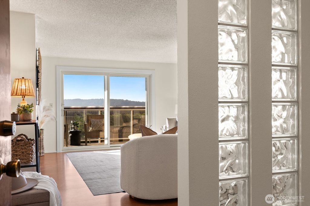 Photo of 10203 47th Avenue SW #C5, Seattle, WA 98146 (MLS # 2467861)